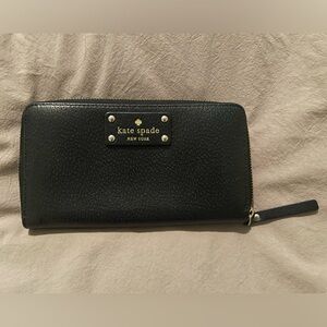 Like new* Kate Spade black leather zip around wallet